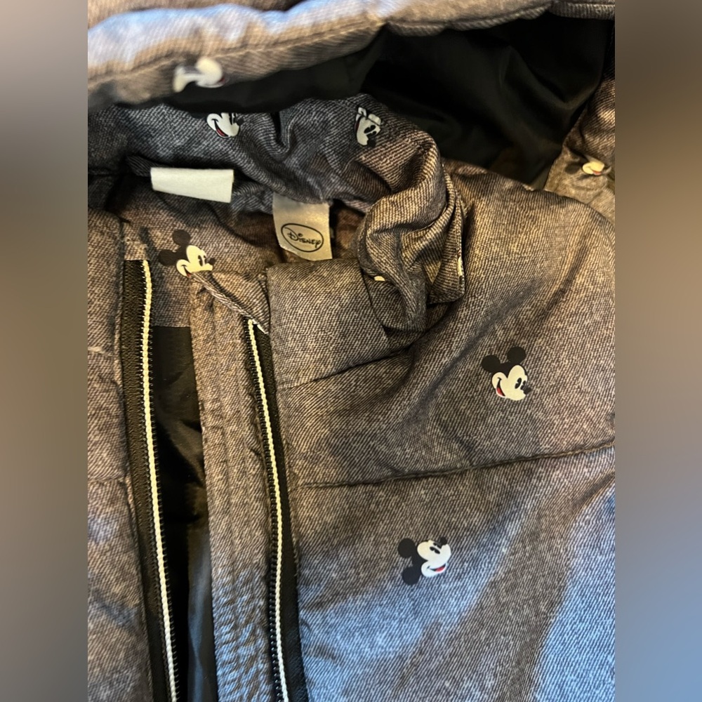 Disney jacket - Picture 2 of 2